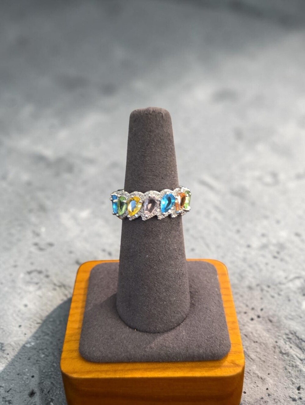 Sassified Boutique Nwt Multicolor Teardrop Crystal Women’s Ring